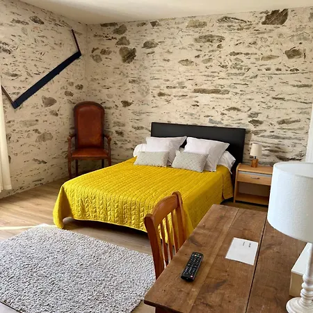 Konukevi D'hotes La Jonchere 3*