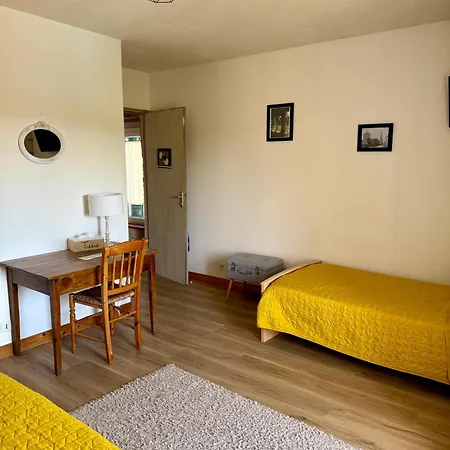 Pensión D'hotes La Jonchere 3*