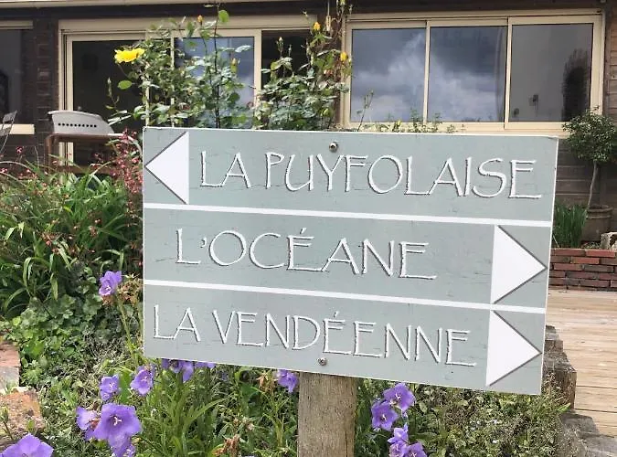 D'hotes La Jonchere Konukevi