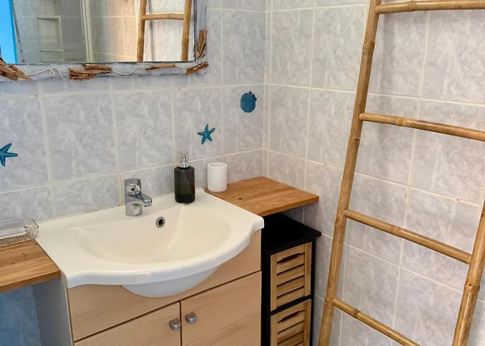 D'hotes La Jonchere Konukevi 3*